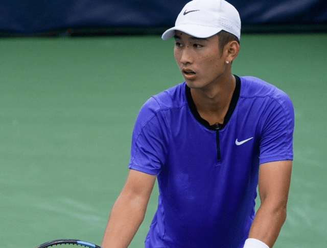 将曼联的中 将曼联的中