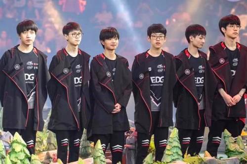 富经验和场 富经验和场