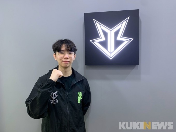 了深刻的 了深刻的